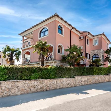 Apartments Villa Istria 罗维尼 外观 照片